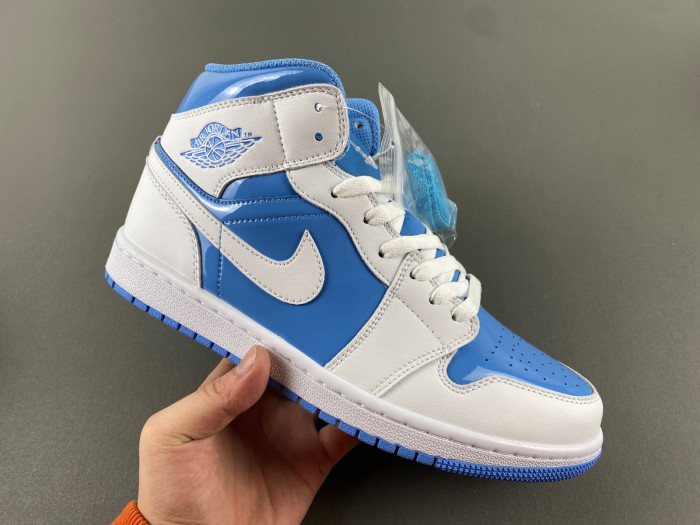 Air Jordan 1 Mid 