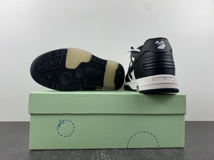 OFW SNEAKER