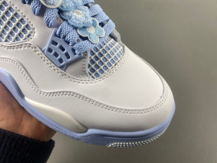 Wmns Air Jordan 4 Retro 