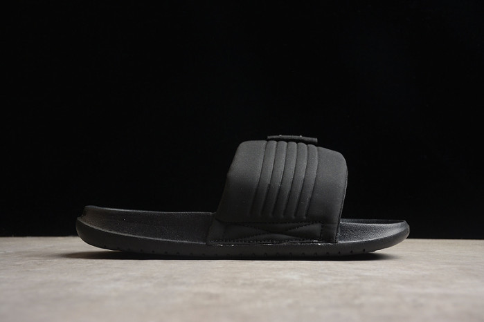 NIKE SANDALS N-017