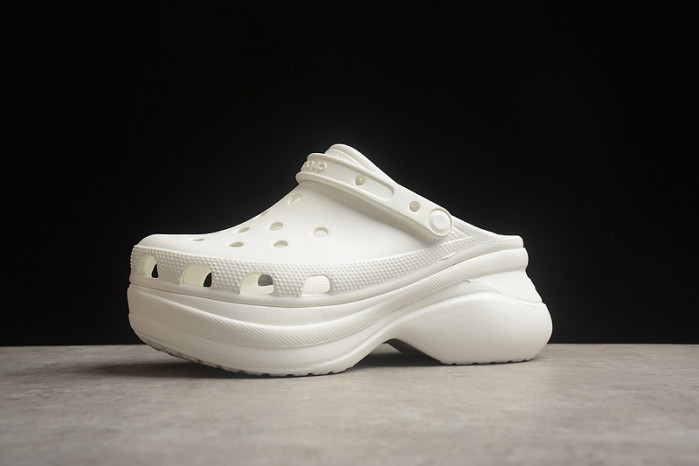CROCS SCANDAL C00030