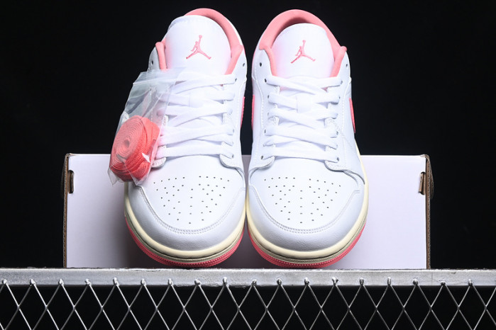 WMNS AIR JORDAN 1 LOW 