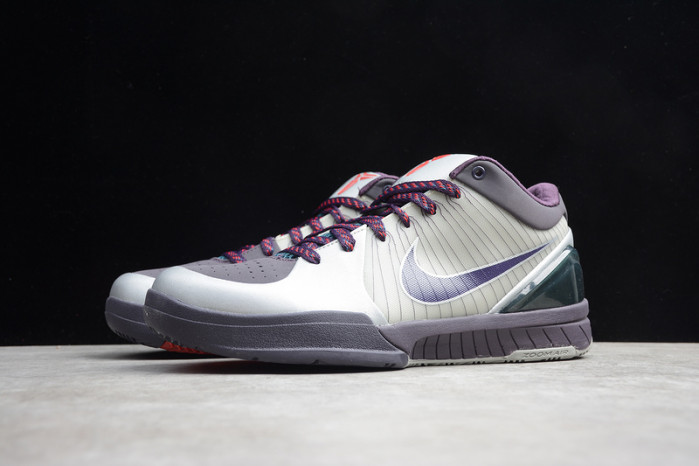 ZOOM KOBE 4 