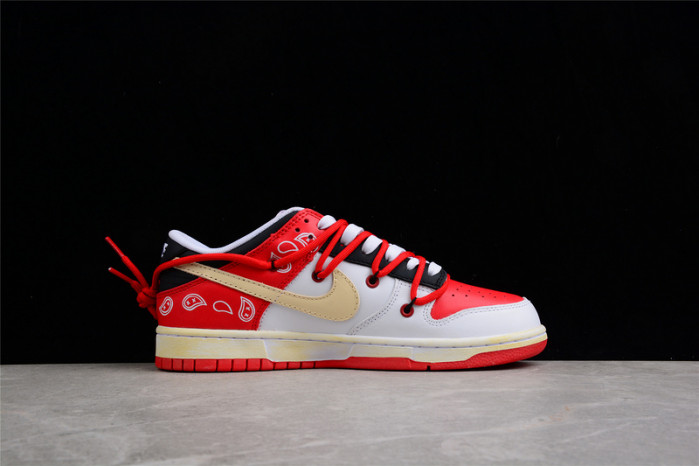 Dunk Low “University Red”