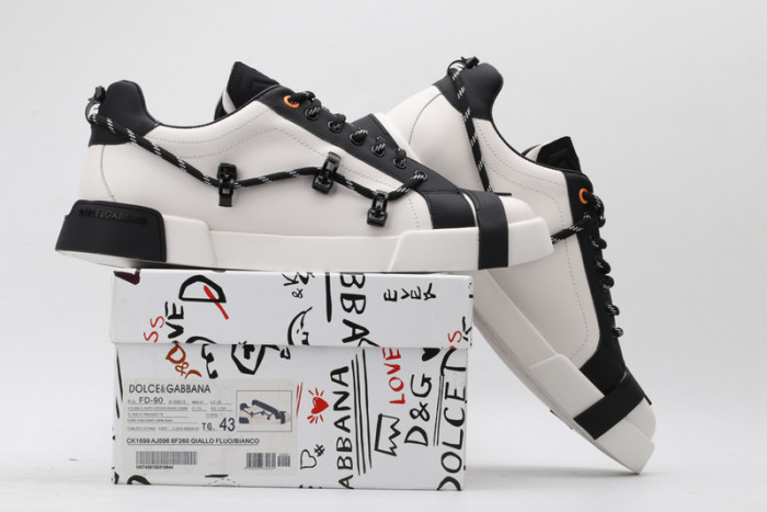 DG SNEAKER DG-10016