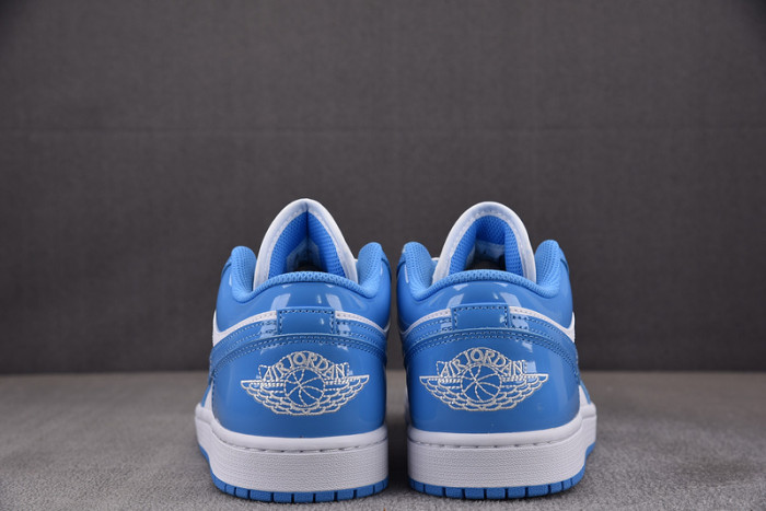 Air Jordan 1 Low 