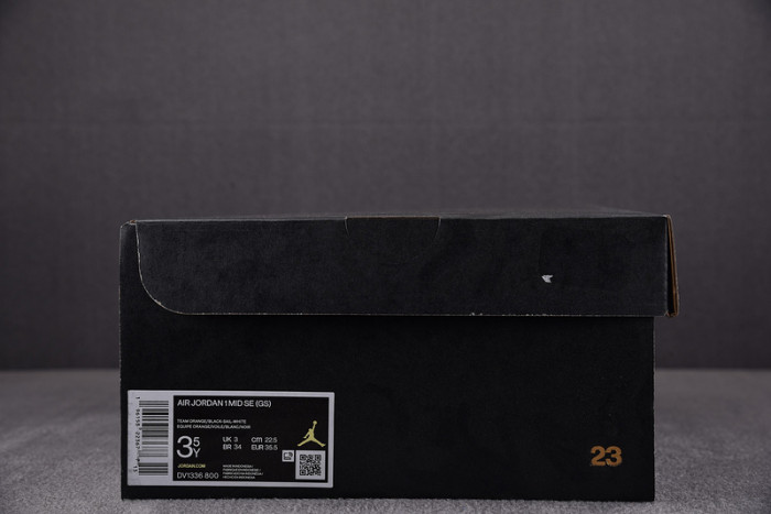 AIR JORDAN 1 MID GS “ORANGE SUEDE” DV1336-800