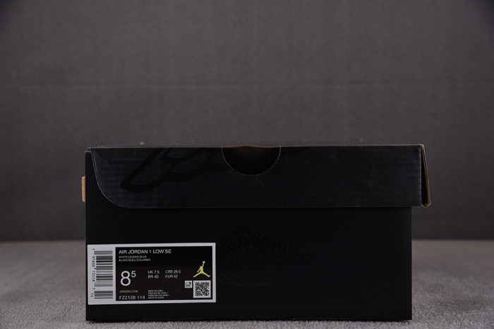 Air Jordan 1 Low 