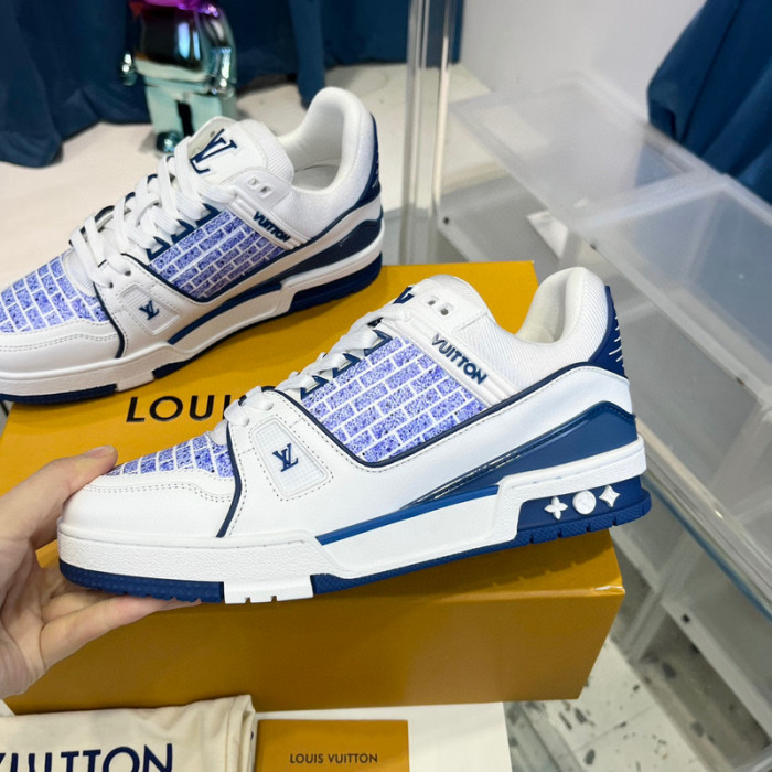 LV SNEAKER LV-000407