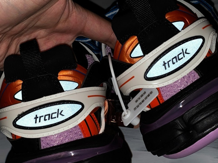 TRACK SNEAKER TS136