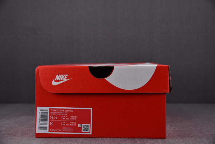 Nike Dunk Low SE 85 Neptune Green (W) DO9457-101