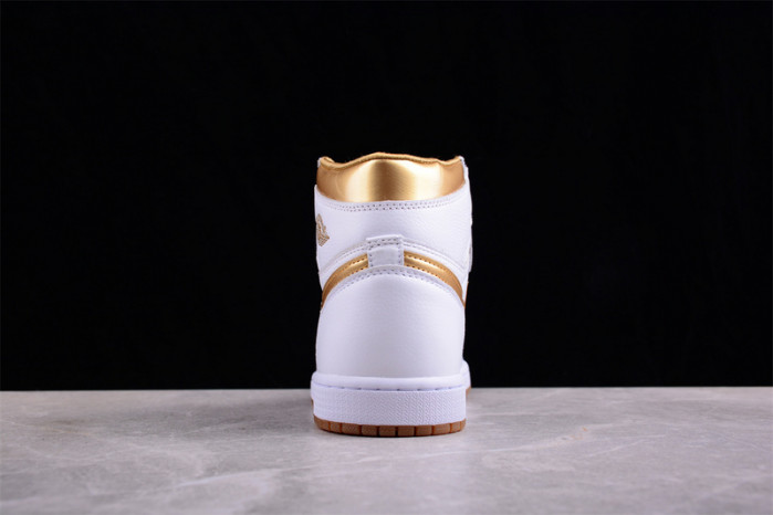 Jordan 1 Retro High OG Metallic Gold (Women
